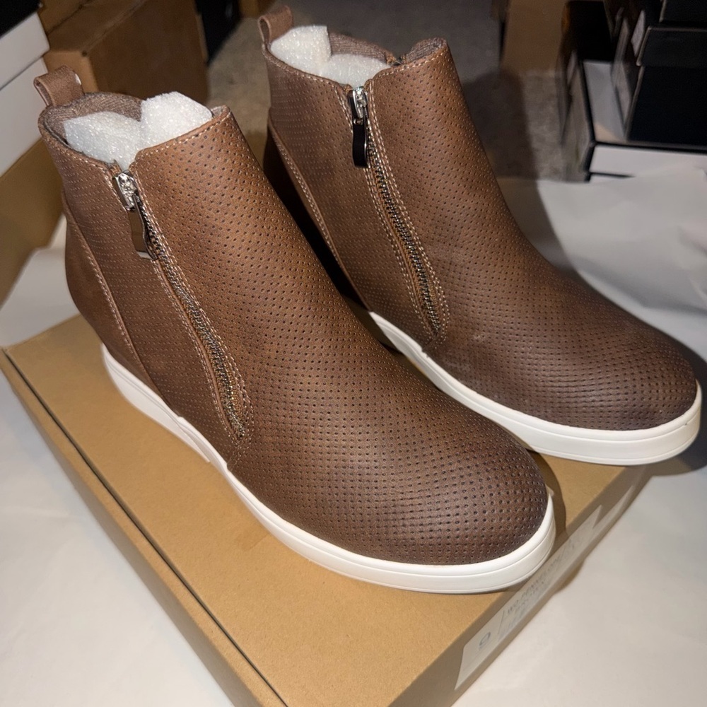 Journee Collection Brown Perforated Zip-Up Wedge Sneakers